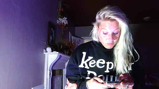 Glamazonx online show from September 17, 12:18 pm