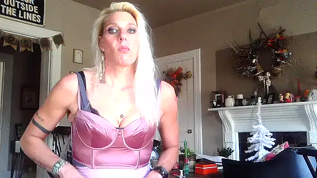 Glamazonx online show from November 14, 3:59 pm