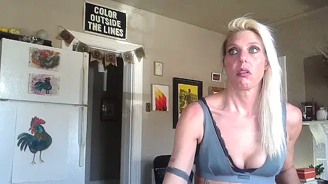 Glamazonx online show from November 15, 5:28 pm