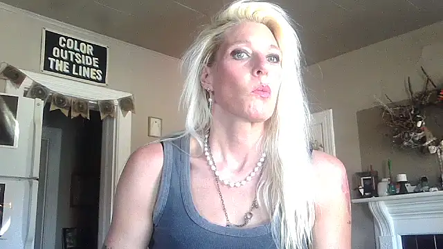 Glamazonx online show from November 5, 8:12 pm