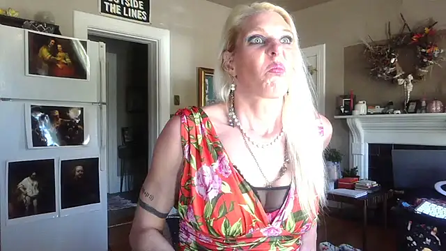 Glamazonx online show from October 31, 7:43 pm