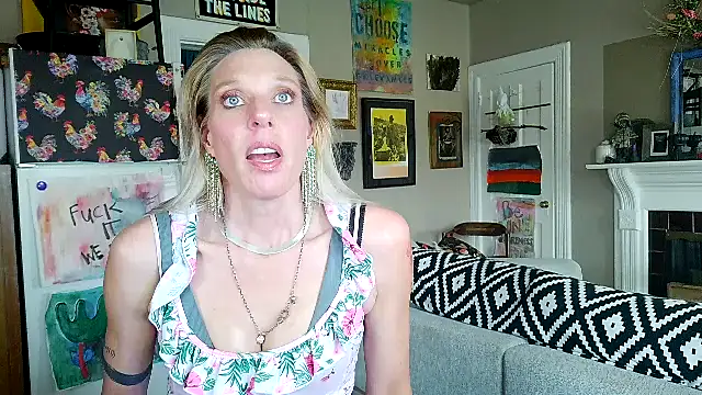 Glamazonx online show from March 23, 9:58 pm