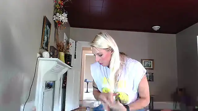 Glamazonx online show from September 28, 8:16 pm