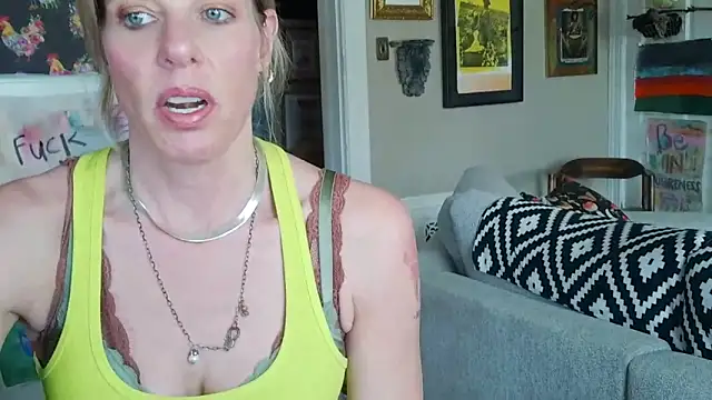 Glamazonx online show from March 24, 6:52 pm