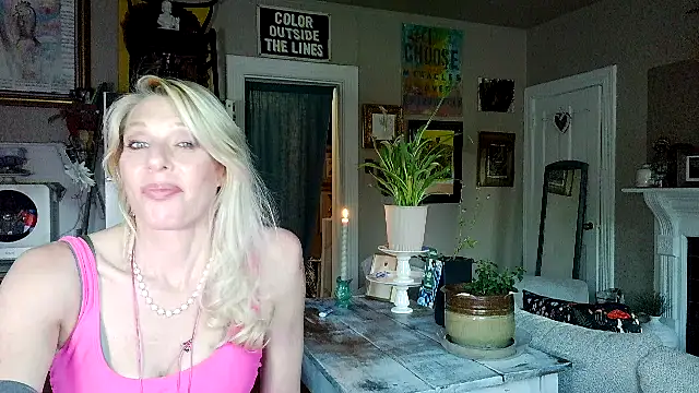 Glamazonx online show from May 19, 1:43 am