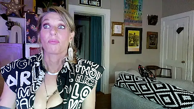 Glamazonx online show from March 2, 12:22 am