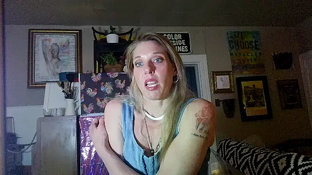 Glamazonx online show from March 12, 1:33 am