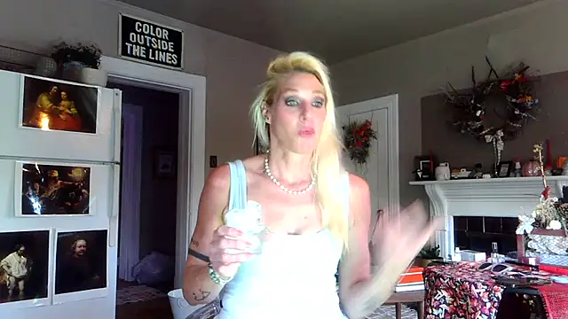 Glamazonx online show from October 26, 1:55 pm