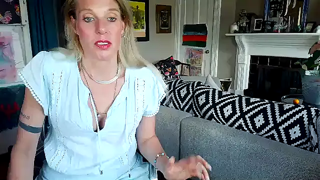 Glamazonx online show from March 26, 7:12 pm