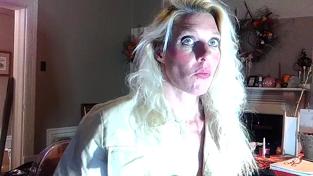 Glamazonx online show from October 29, 2:21 am