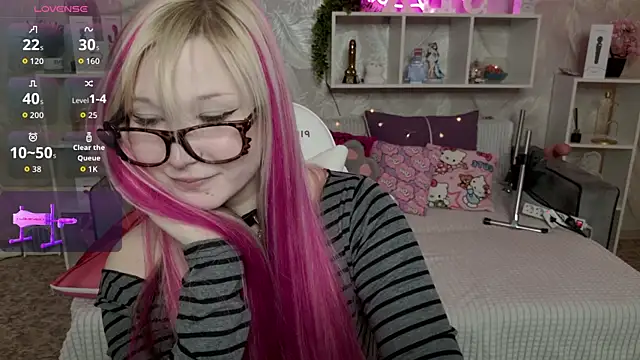 MeowkaKitty online show from April 4, 1:45 am