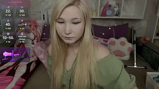 MeowkaKitty online show from December 1, 2:01 am