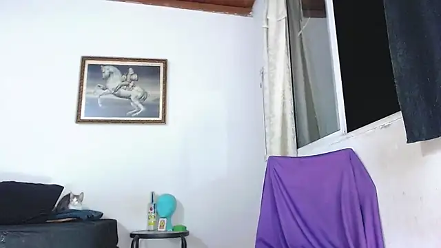 Snapshot of Trix_fiore_oficial chatting on December 3, 11:58 pm Trix fiore oficial online show from December 3, 11:58 pm