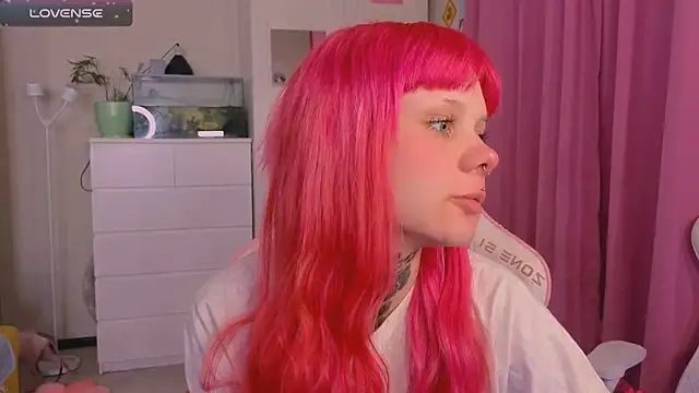 Britney Lynch online show from November 25, 7:36 pm