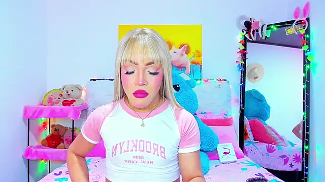 Candy Candy   online show from September 9, 9:57 pm