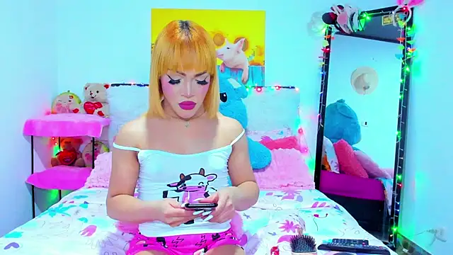 Candy Candy   online show from November 18, 2:38 am