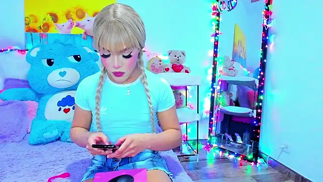 Candy Candy   online show from February 8, 11:24 pm