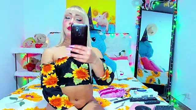 Candy Candy   online show from October 21, 10:42 pm