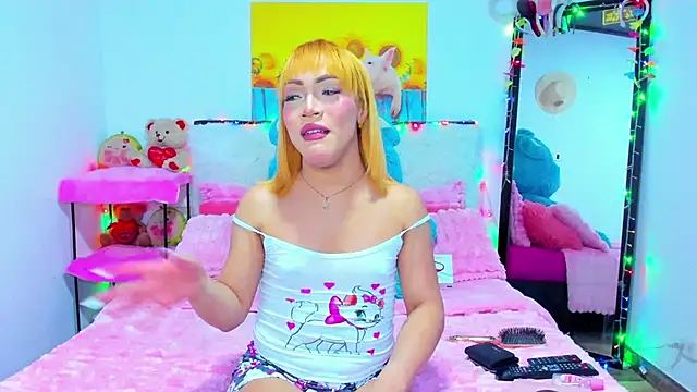 Candy Candy   online show from November 10, 11:43 pm