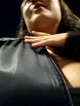 Celeem  online show from November 13, 4:05 am