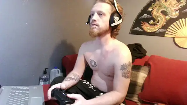 Thehotfoxxh online show from May 12, 11:33 pm