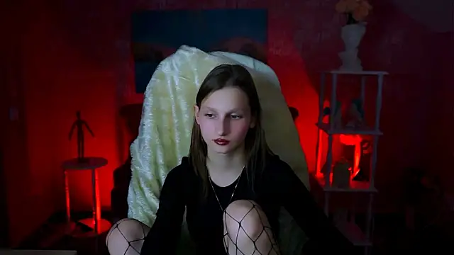 Snapshot of EllaHorton chatting on January 29, 6:50 pm EllaHorton online show from January 29, 6:50 pm