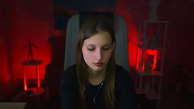 Snapshot of EllaHorton chatting on January 30, 9:58 pm EllaHorton online show from January 30, 9:58 pm