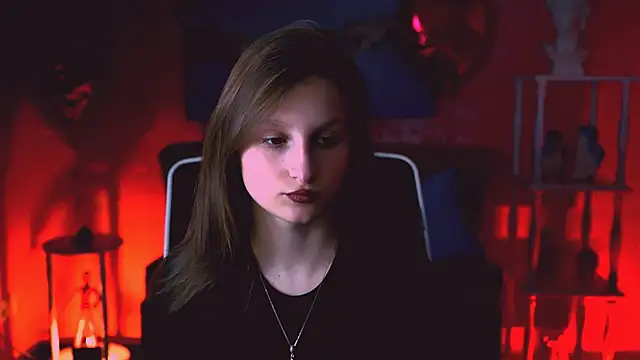 Snapshot of EllaHorton chatting on March 21, 12:28 pm EllaHorton online show from March 21, 12:28 pm