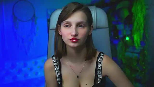 EllaHorton online show from March 21, 12:42 pm