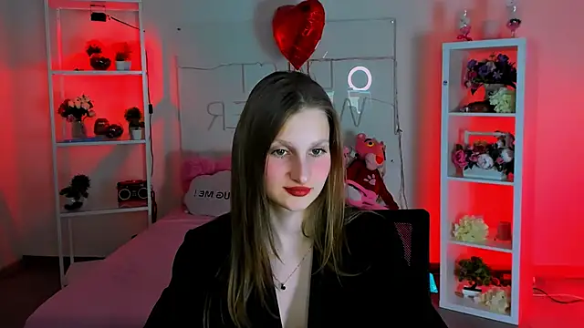 Snapshot of EllaHorton chatting on February 27, 7:04 pm EllaHorton online show from February 27, 7:04 pm