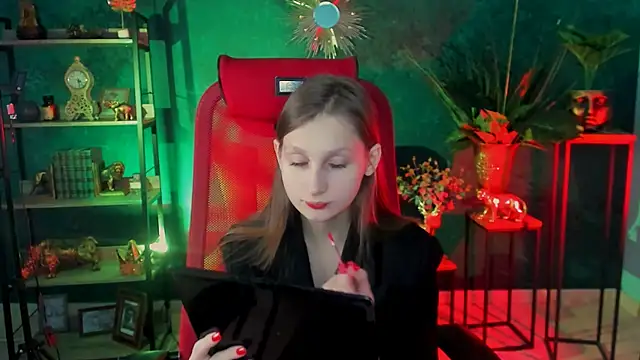 Snapshot of EllaHorton chatting on February 28, 12:31 pm EllaHorton online show from February 28, 12:31 pm