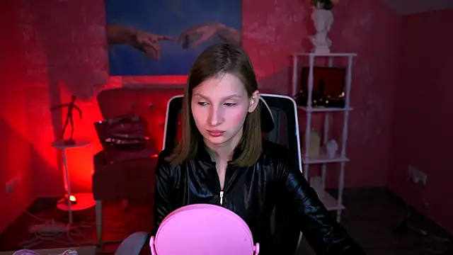 EllaHorton online show from April 21, 4:57 pm