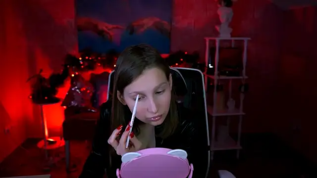 EllaHorton online show from January 8, 4:57 pm