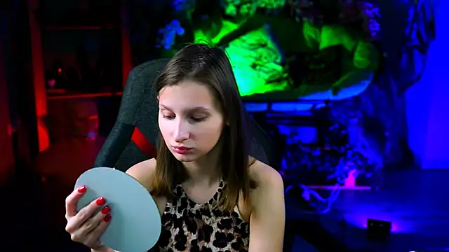 EllaHorton online show from February 5, 12:56 pm