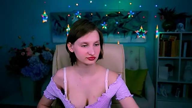 EllaHorton online show from May 29, 4:35 pm