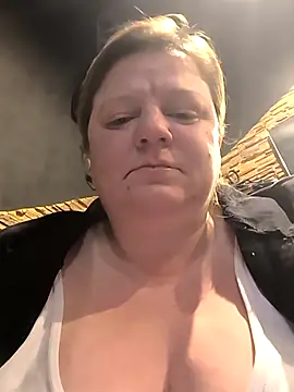 jusichka online show from February 21, 6:43 pm