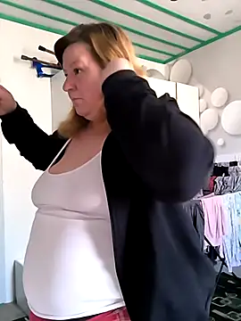 jusichka online show from March 10, 7:01 am