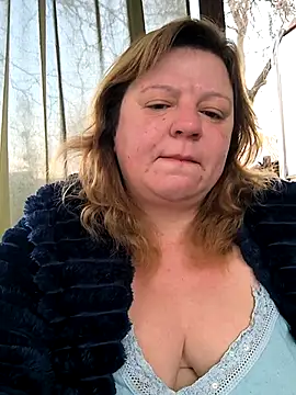 jusichka online show from March 2, 5:30 am