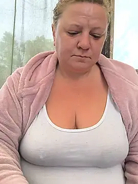 jusichka online show from May 31, 3:18 pm