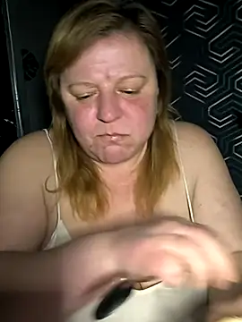 jusichka online show from February 2, 8:30 pm