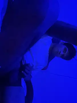 Snapshot of yObal-hot chatting on February 28, 6:02 am yObal-hot online show from February 28, 6:02 am