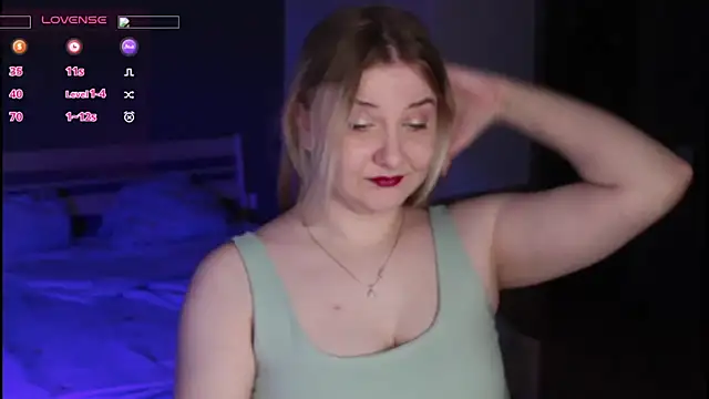sensual girrrl online show from July 2, 12:33 am