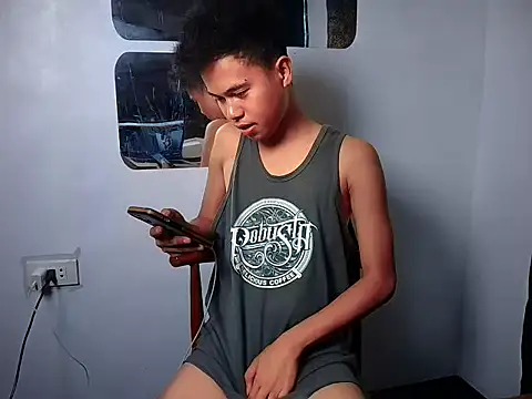 Asiantwink21 online show from October 10, 3:18 am