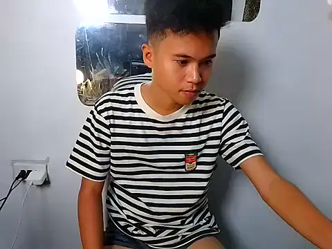 Asiantwink21 online show from September 24, 7:42 pm