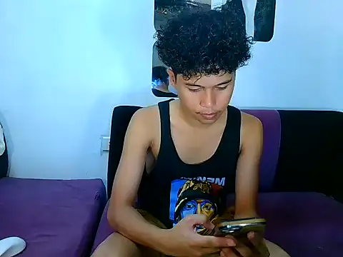 Asiantwink21 online show from December 17, 1:05 pm