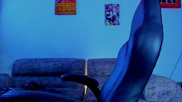 Snapshot of Drako_Lamar chatting on October 15, 12:53 am Drako Lamar online show from October 15, 12:53 am