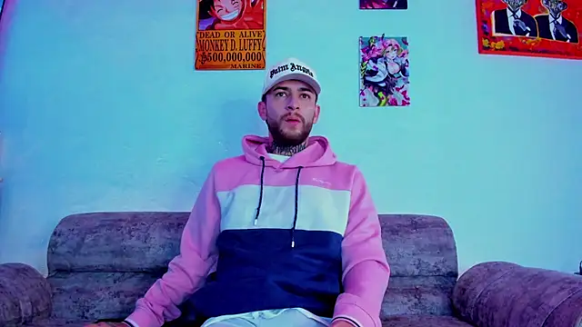 Snapshot of Drako_Lamar chatting on November 13, 12:31 pm Drako Lamar online show from November 13, 12:31 pm