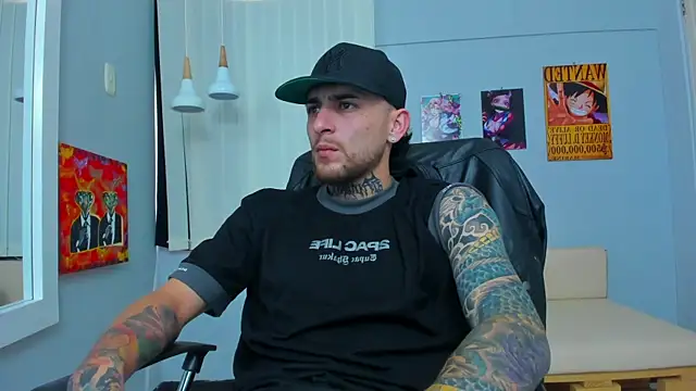 Snapshot of Drako_Lamar chatting on March 13, 3:39 pm Drako Lamar online show from March 13, 3:39 pm