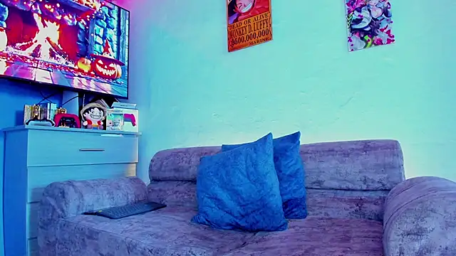 Snapshot of Drako_Lamar chatting on October 31, 1:19 pm Drako Lamar online show from October 31, 1:19 pm