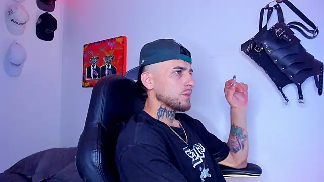 Drako Lamar online show from April 4, 2:18 am